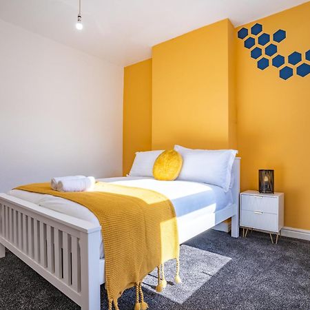 Stayzed E: Stylish City Centre House with Free WiFi and Parking Nottingham Exterior photo