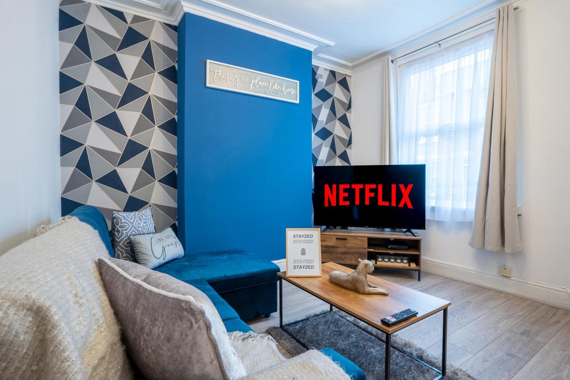 Stayzed E: Stylish City Centre House with Free WiFi and Parking Nottingham Exterior photo